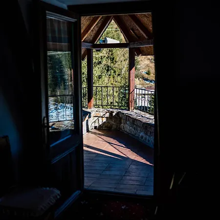 Pensiunea Casa Motului Maison d'hôtes 4*